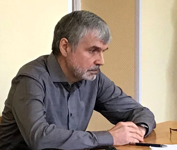 За смертельное ДТП бывшему замдиректора СУНЦ НГУ грозит до 5 лет тюрьмы