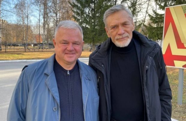 Актер Александр Михайлов выступил в Новосибирске перед мобилизованными