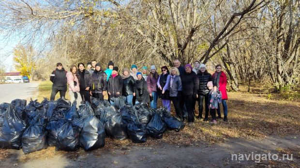 Советский район в числе лучших по уборке города на субботнике