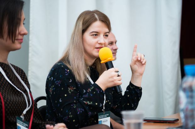 Писательский десант из шести российских литераторов