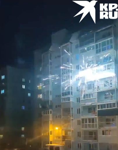 Четыре балкона загорелись при запуске фейерверков в Новосибирске