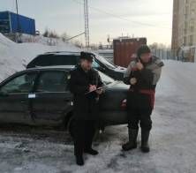 Новосибирец оплатил долг по алиментам, чтобы не потерять машину