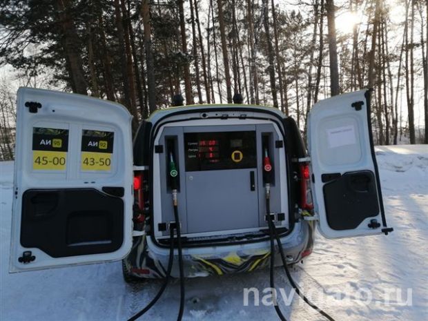В Новосибирске изымают машины, оборудованные под заправки