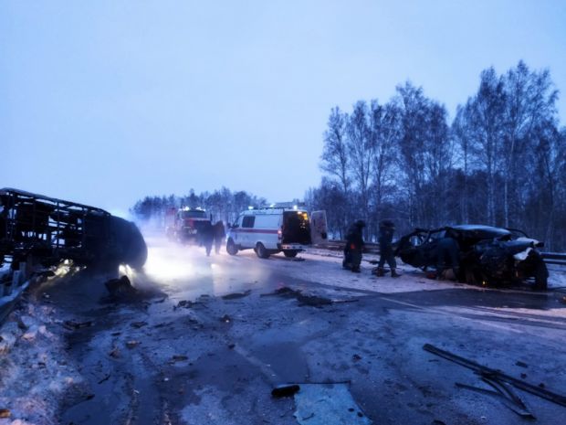 Четыре человека погибли в ДТП с машиной скорой помощи