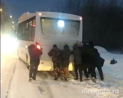 На расчистку Советского района от снега понадобится не менее недели