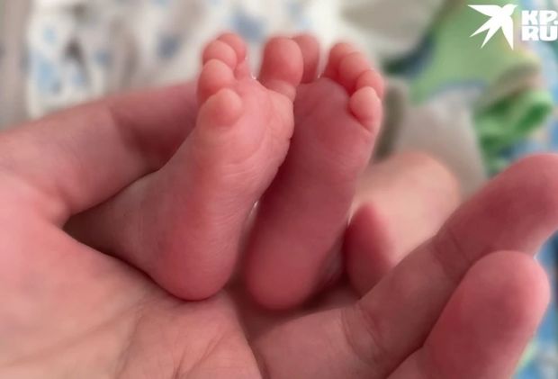 Новосибирские врачи выходили малыша весом 970 граммов