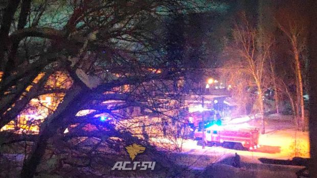 Огонь вспыхнул в ресторане на улице Ильича в Академгородке