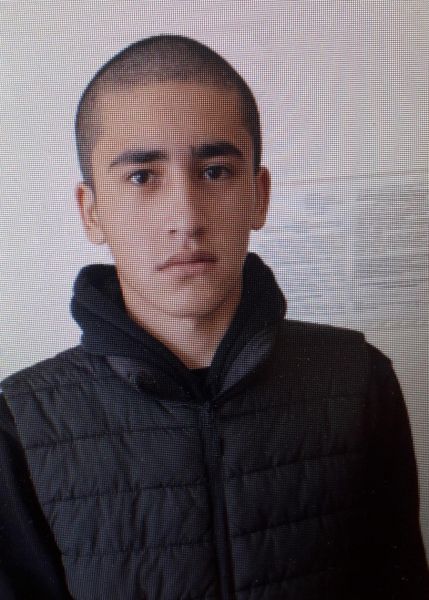 Полиция просит помощи в поисках 17-летнего парня