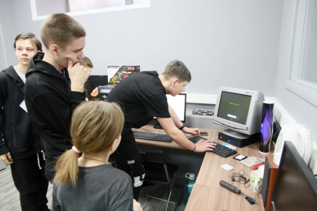 Ученики из Станционно-Ояшинской школы побывали на квесте в Академгородке