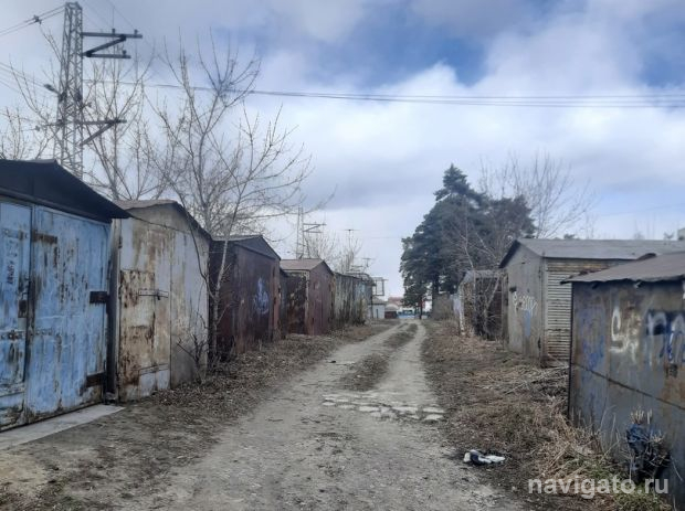 Мэрия потребовала убрать 38 гаражей возле станции Сеятель