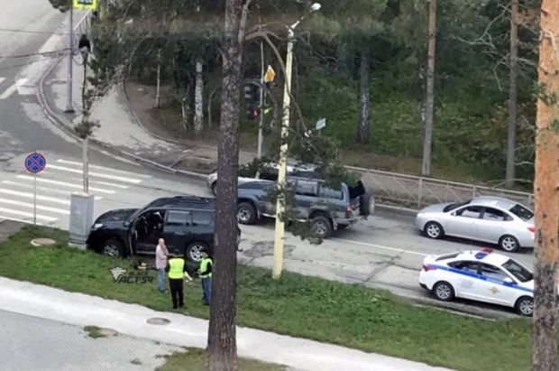 Жительница ОбьГЭС подожгла вещи в квартире и вызвала пожарных