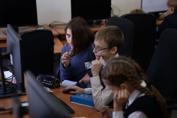 В СУНЦ НГУ прошла олимпиада по программированию на языке Лого