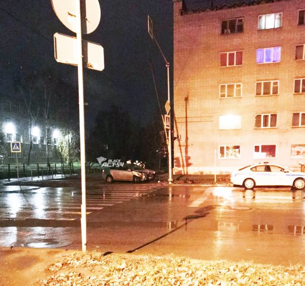 Водитель арендованного автомобиля пытался скрыться от ДПС