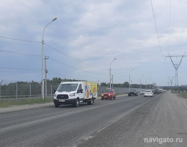 Поставки мобильных светофоров и разного промышленного оборудования