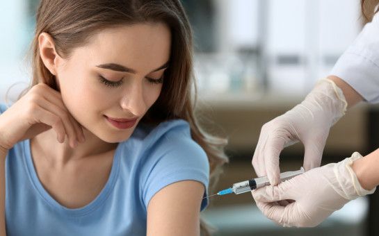 Работники сферы образования активно прививаются от гриппа