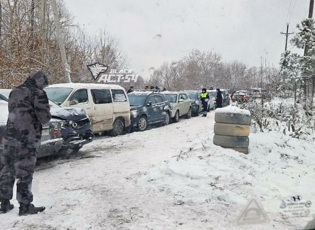 Более 1000 спецмашин привлечено к уборке снега в регионе