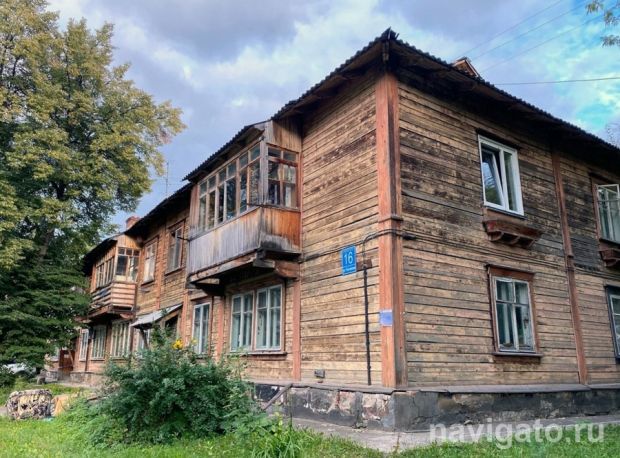 Аварийный дом в микрорайоне Щ расселят в течение двух лет