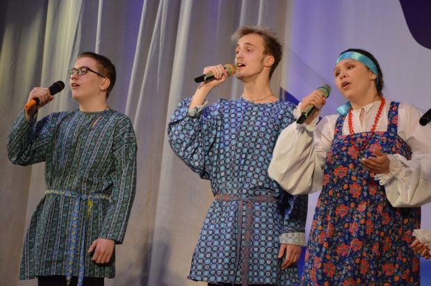 Исполнителей от 7 до 35 лет приглашают на конкурс «Голос Родины»