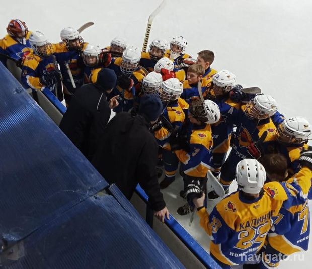 Игры Первенства СФО по хоккею вышли на финишную прямую