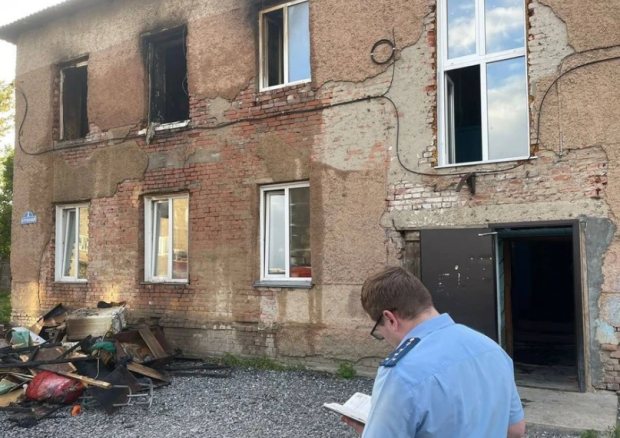 Двое маленьких детей погибли в пожаре в Новосибирском районе