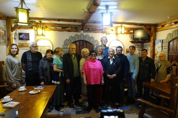 Литклуб отметил 18-летие встречей с писателями Академгородка