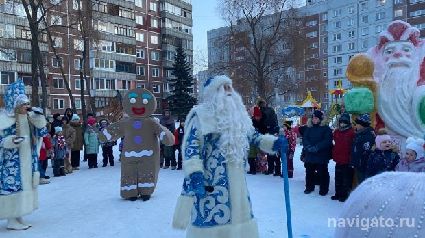 Три снежных городка открыли в Советском районе