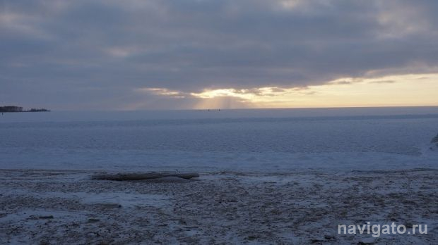 На водоемах региона образовалась опасная снежница