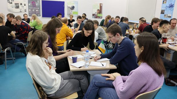Марафон интеллектуальных игр в НГУ собрал знатоков из разных городов России
