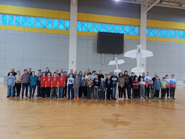 Юные техники победили на соревнованиях по зимнему картингу