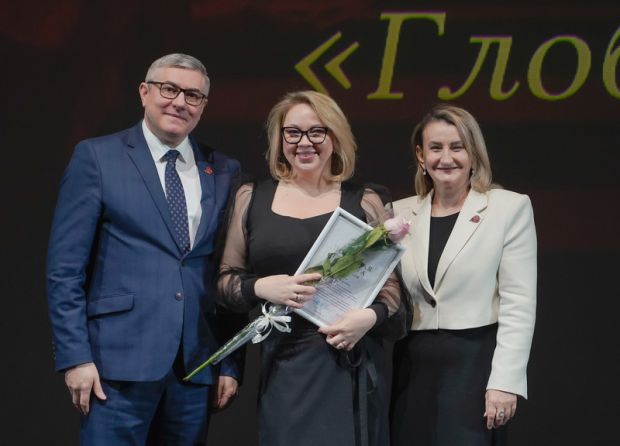 Театр «Глобус» отметил 95-летие