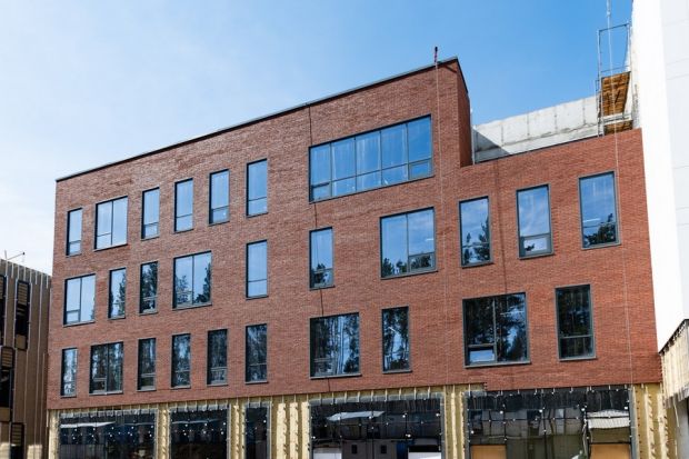 Ещё в одном корпусе НГУ начали внутреннюю отделку