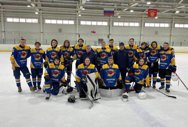 Команда спортшколы «Энергия» стала чемпионом Новосибирска по хоккею