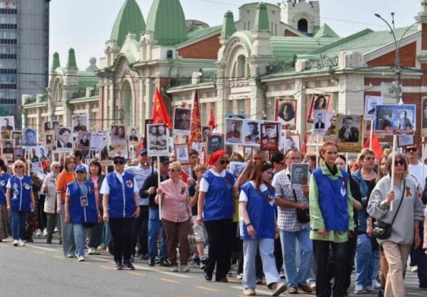 «Бессмертный полк» прошел почти два километра