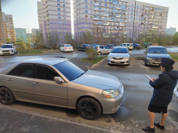 Новосибирец чуть не лишился машины из-за долга более 70 тысяч рублей