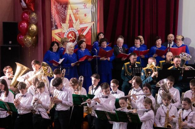 12 коллективов собрались на фестиваль оркестров в Академгородке