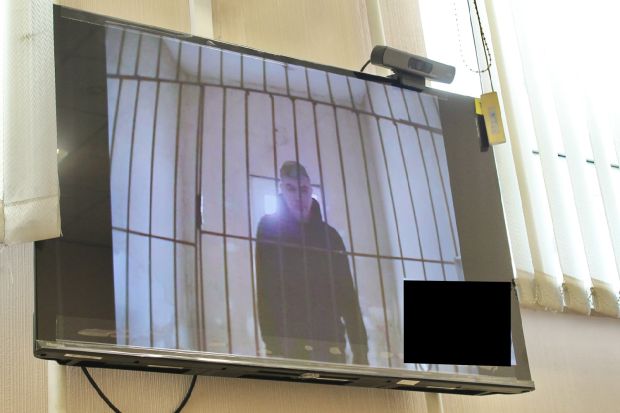 Суд оставил министра промышленности, торговли и предпринимательства в СИЗО