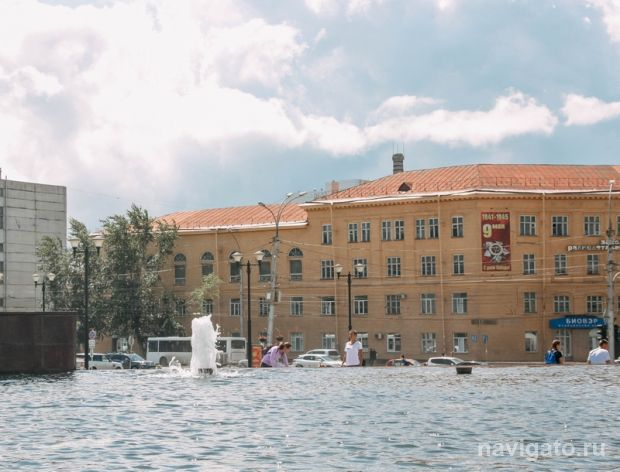 Фонтаны в Новосибирске почистили, но не для купания