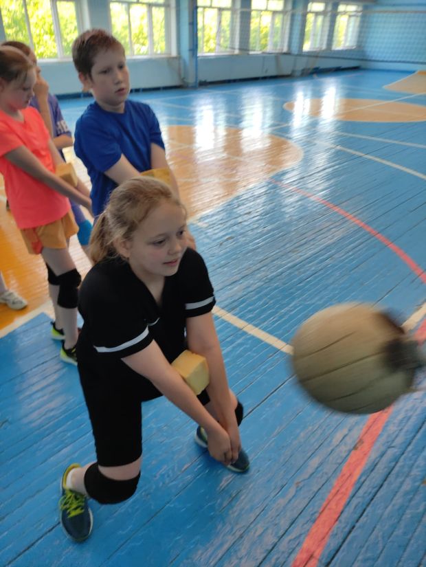 Завершились трёхнедельные сборы юных волейболистов