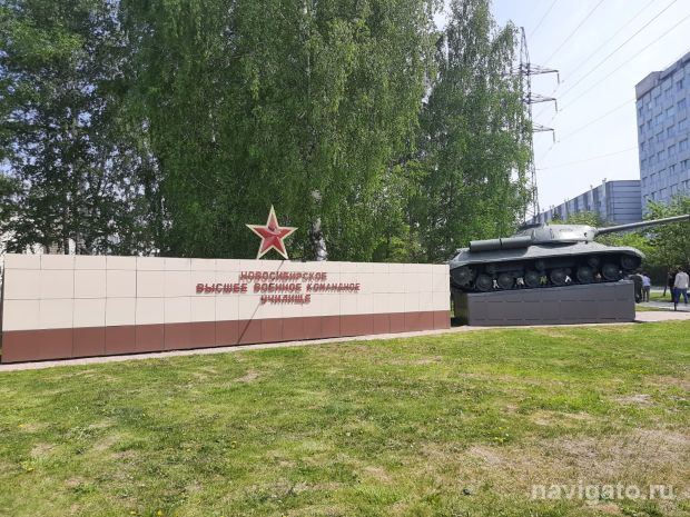 Две казармы построят в НВВКУ, одну отремонтируют