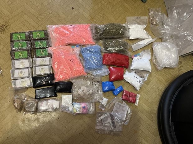 Почти 10 лет проведет в колонии новосибирец за сбыт наркотиков