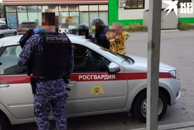 В Новосибирске прохожий спас девушку от грабителя