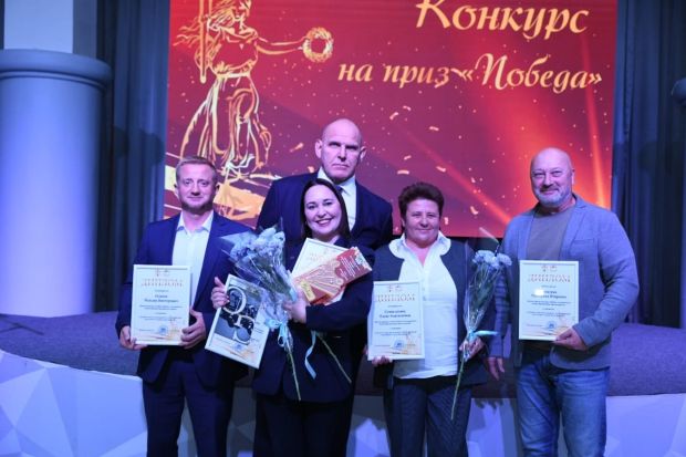 Лучший тренер и учитель физкультуры работают в Советском районе