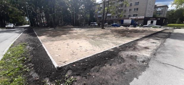 Прогулочные площадки и тротуар делают в парке на ОбьГЭС