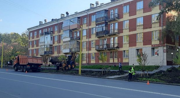 На улице Ильича приступили к новому этапу благоустройства