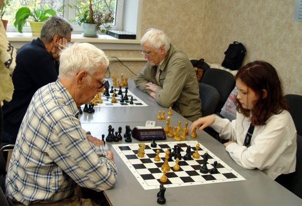 Шахматисты провели темпо-турнир в честь Дня Академгородка