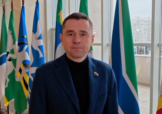 Александр Аксёненко предложил увеличить размер детских пособий