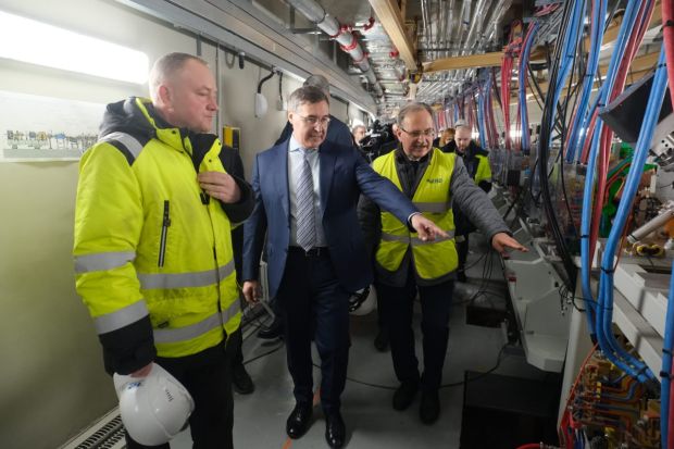 Глава Минобрнауки России побывал на стройплощадке СКИФа