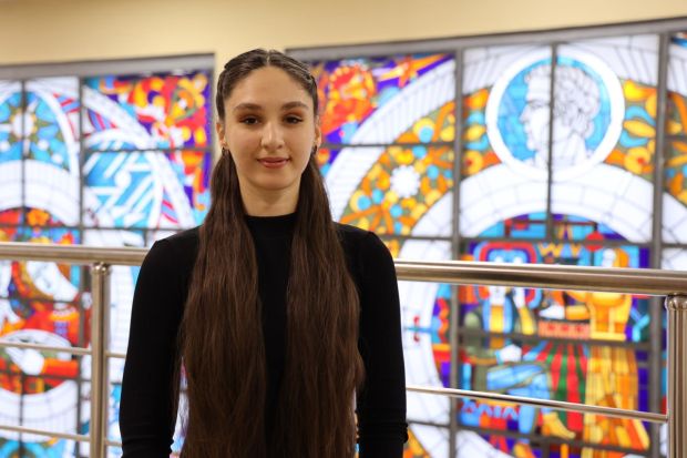 Магистрантка НГУ помогла разработать устройство для станции СКИФа