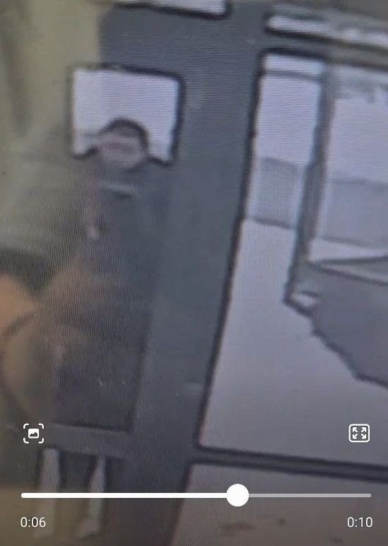 На ОбьГЭС неизвестный напал на 15-летнюю школьницу с мамой