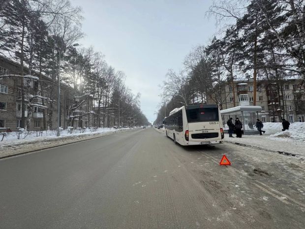 Девочку-подростка сбили на Морском проспекте